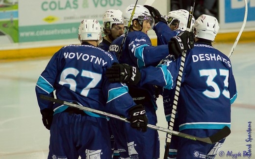 Photo hockey Division 2 - Division 2 : 8ème journée : Marseille vs Clermont-Ferrand - Un duel pour la deuxième place 