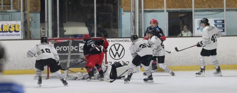 Photo hockey Division 2 - Division 2 : 9ème journée : Valence vs Toulouse-Blagnac - Valence confirme avec brio à domicile