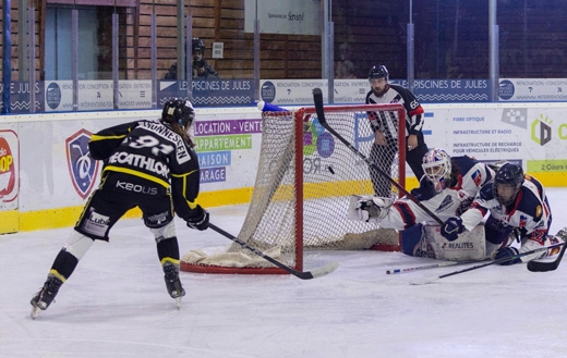 Photo hockey Division 2 - Division 2 : 9ème journée : Roanne vs Angers II - Roanne atomise la réserve d Photo hockey Division 2 - Division 2 : 9ème journée : Roanne vs Angers II - Roanne atomise la réserve d