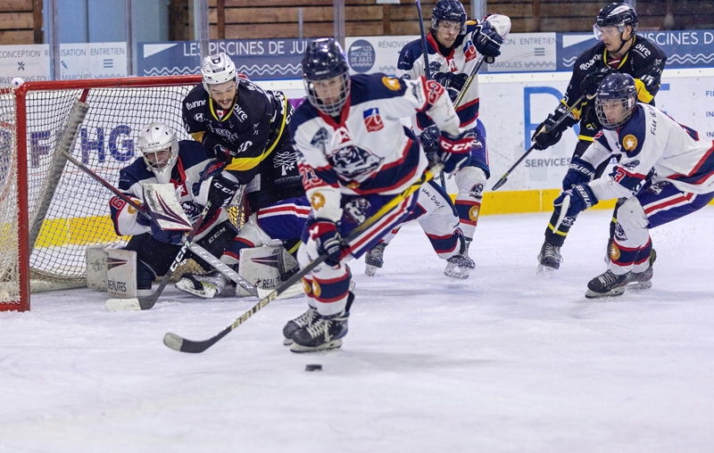 Photo hockey Division 2 - Division 2 : 9ème journée : Roanne vs Angers II - Roanne atomise la réserve d Photo hockey Division 2 - Division 2 : 9ème journée : Roanne vs Angers II - Roanne atomise la réserve d