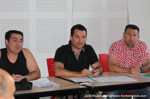 Photo hockey Division 2 - Division 2 : Avignon (Les Castors) - Avignon: Assemblée générale