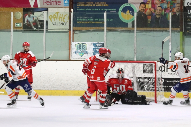 Photo hockey Division 2 - Division 2 - Finale - Match 3 : Valence vs Montpellier  - FINALE D2 - M3 - Montpellier remet les pendules à l’heure