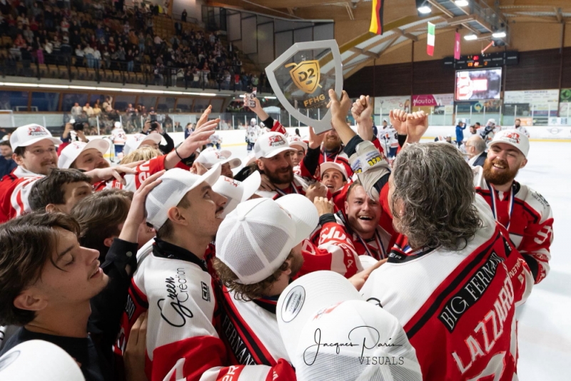 Photo hockey Division 2 - Division 2 - Finale - Match 4 : Valence vs Montpellier - D2 FINALE M4 - Valence est champion avec les manières Photo hockey Division 2 - Division 2 - Finale - Match 4 : Valence vs Montpellier - D2 FINALE M4 - Valence est champion avec les manières