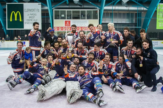 Photo hockey Division 2 - Division 2 : Play Off - Finale - Match 2 : Clermont-Ferrand vs Courchevel-Méribel-Pralognan - Champion Clermont Photo hockey Division 2 - Division 2 : Play Off - Finale - Match 2 : Clermont-Ferrand vs Courchevel-Méribel-Pralognan - Champion Clermont