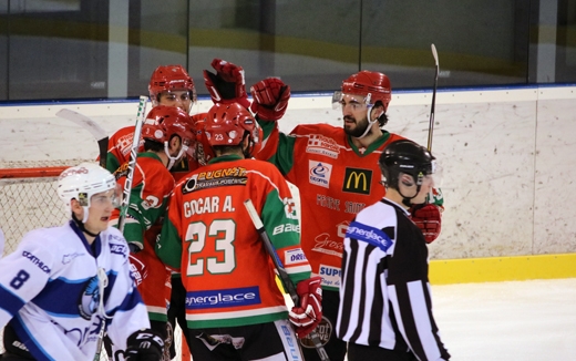 Photo hockey Division 2 - Division 2 - Play-off , quart de finale, match 2 : Mont-Blanc vs Marseille - D2 : Le Mont-Blanc dans le dernier carré