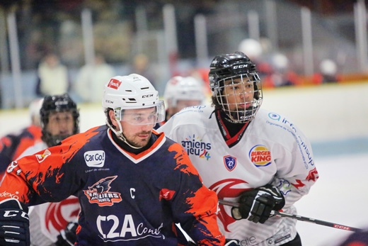 Photo hockey Division 2 - Division 2 - Poule de maintien - J1 : Clermont-Ferrand vs Amiens II - Clermont : la grande désillusion