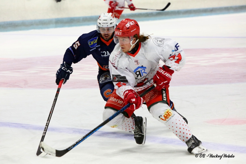 Photo hockey Division 2 - Division 2 - Poule de maintien - J4 : Clermont-Ferrand vs Valence - Fin de la déroute Arverne