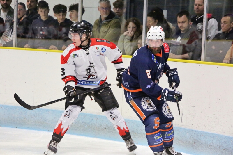 Photo hockey Division 2 - Division 2 - Poule de maintien - J5 : Clermont-Ferrand vs Colmar - Une victoire très, très… sportive Photo hockey Division 2 - Division 2 - Poule de maintien - J5 : Clermont-Ferrand vs Colmar - Une victoire très, très… sportive