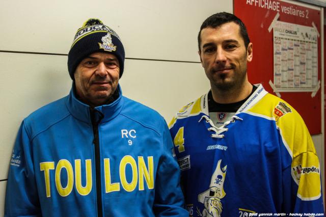 Photo hockey Division 2 - Division 3 : journée du 5 - 6 février 2016 : Clermont-Ferrand II vs Toulon - Toulon poursuit son abordage Photo hockey Division 2 - Division 3 : journée du 5 - 6 février 2016 : Clermont-Ferrand II vs Toulon - Toulon poursuit son abordage