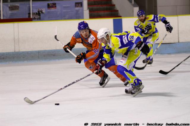 Photo hockey Division 3 - : Clermont-Ferrand II vs Toulon - Abordage réussi pour les Boucaniers Photo hockey Division 3 - : Clermont-Ferrand II vs Toulon - Abordage réussi pour les Boucaniers