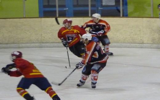Photo hockey Division 3 - D3 : 4ème journée : Besançon vs Colmar - Réalisme à toutes épreuves Photo hockey Division 3 - D3 : 4ème journée : Besançon vs Colmar - Réalisme à toutes épreuves