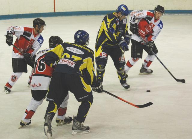 Photo hockey Division 3 - D3 : 5ème journée : Limoges vs Poitiers - Les Dragons terrassés Photo hockey Division 3 - D3 : 5ème journée : Limoges vs Poitiers - Les Dragons terrassés