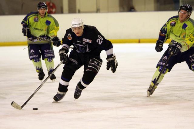 Photo hockey Division 3 - D3 : journée du 08/02/2014 : Garges-lès-Gonesse vs Châlons-en-Champagne - Qualif en poche