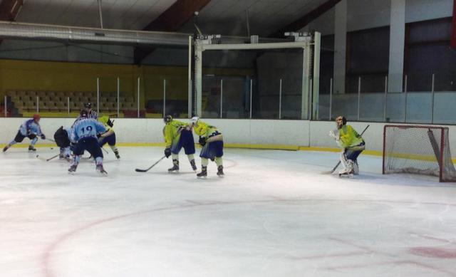 Photo hockey Division 3 - D3 : journée du 16/11/2013 : Cergy-Pontoise II vs Châlons-en-Champagne - Belle victoire