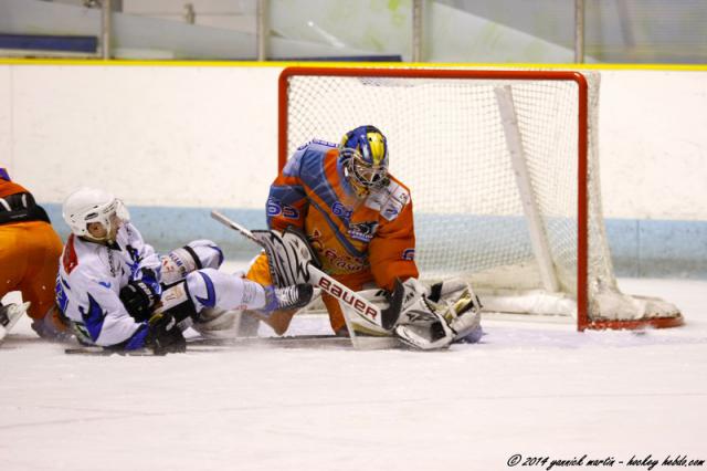 Photo hockey Division 3 - D3 : journée du 18/01/2014 : Clermont-Ferrand II vs Val Vanoise II - Du mieux pour les Sangliers... Mais sans victoire