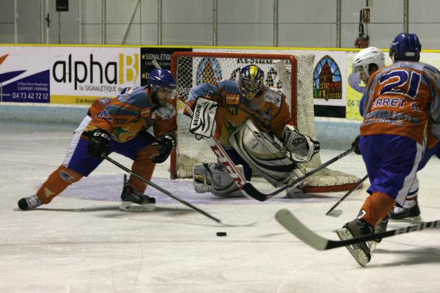 Photo hockey Division 3 - D3 : journée du 20/12/2014 : Clermont-Ferrand II vs Marseille - Marseille invincible armada