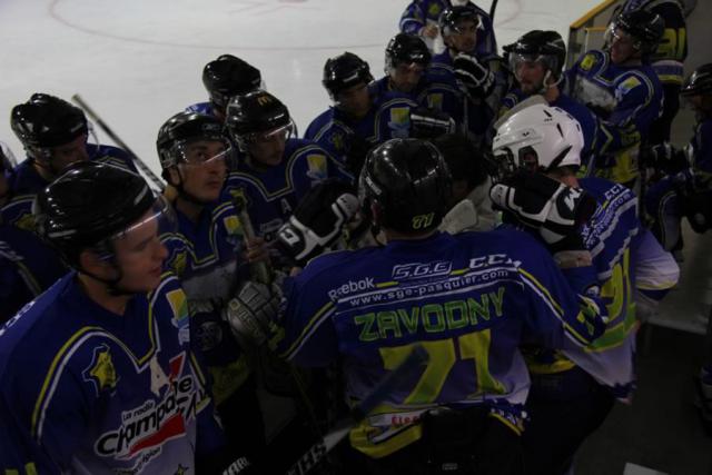 Photo hockey Division 3 - D3 : journée du 29/09/2012 : Châlons-en-Champagne vs Valenciennes - D3 : Une première réussie