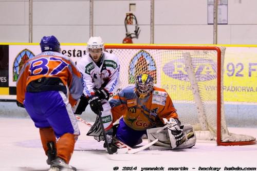 Photo hockey Division 3 - D3 : journée du 29/11/2014 : Clermont-Ferrand II vs Val Vanoise II - Sangliers et Bouquetins ne parviennent pas à se départager