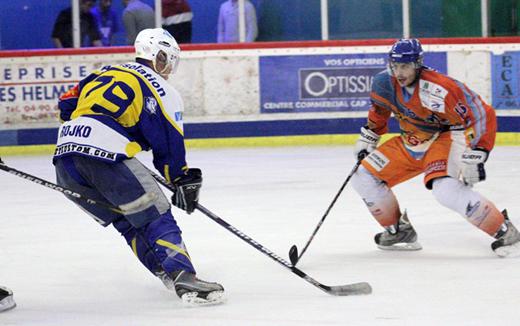 Photo hockey Division 3 - D3 : journées des 10-11/11/2012 : Avignon vs Clermont-Ferrand II - ça pique !