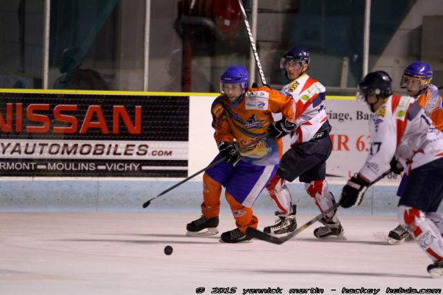 Photo hockey Division 3 - D3 : journée du 10/01/2015 : Clermont-Ferrand II vs Nice II - La réserve de Clermont stagne Photo hockey Division 3 - D3 : journée du 10/01/2015 : Clermont-Ferrand II vs Nice II - La réserve de Clermont stagne