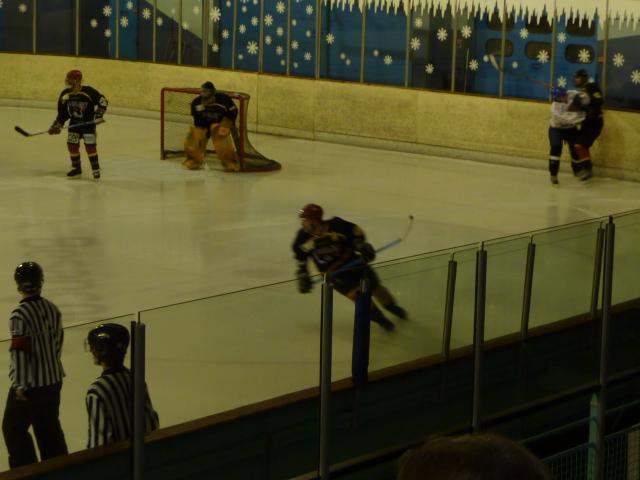 Photo hockey Division 3 - D3 - Play Off : Besançon vs Villard-de-Lans II - D3 : Les Remparts trop hauts pour les Ours