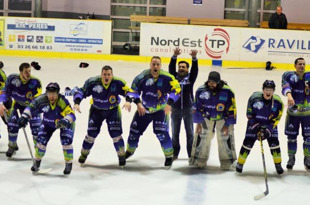 Photo hockey Division 3 - D3 : Play Off 1/4 de finale - Retour : Châlons-en-Champagne vs Toulon - D3 : Châlons, bis repetita ! Photo hockey Division 3 - D3 : Play Off 1/4 de finale - Retour : Châlons-en-Champagne vs Toulon - D3 : Châlons, bis repetita !