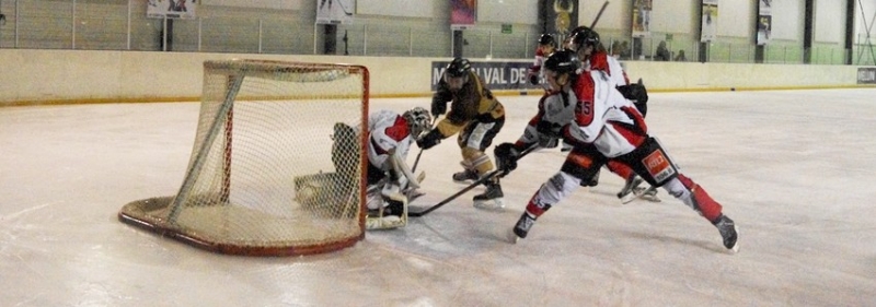 Photo hockey Division 3 - D3 : Play Off 1/8 de finale - Retour : Dammarie-les-Lys vs Bordeaux II - D3 : Les caribous tout proches de l’exploit 