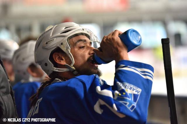 Photo hockey Division 3 - D3 : Play Offs - Carré Final : Châlons-en-Champagne vs Marseille - Le carré final est lancé