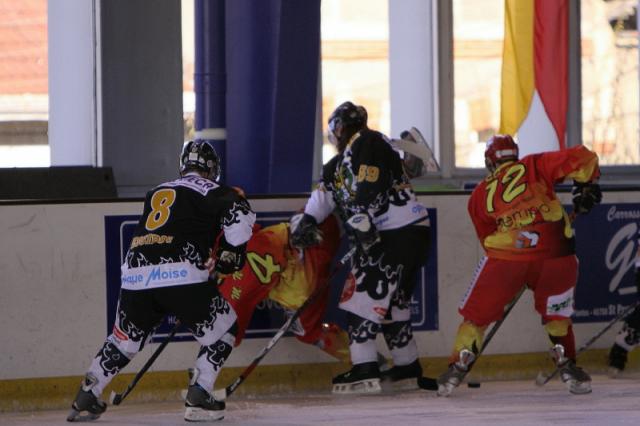 Photo hockey Division 3 - D3 Carré Final 1ère Journée : Metz vs Orléans - Orléans - Victoire à l\ Photo hockey Division 3 - D3 Carré Final 1ère Journée : Metz vs Orléans - Orléans - Victoire à l\