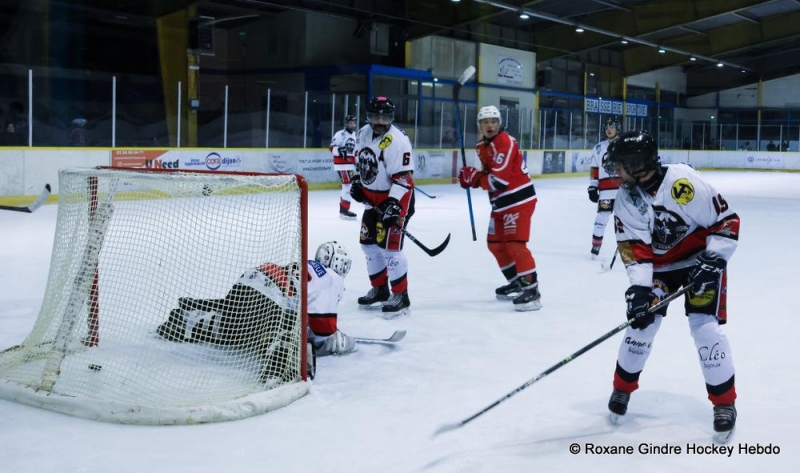 Photo hockey Division 3 - Division 3 - 11ème journée : Dijon  vs HC Savoie - Messire le Duc sans merci