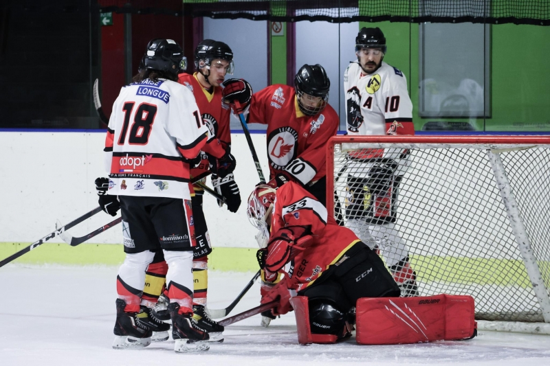 Photo hockey Division 3 - Division 3 - 12ème journée : Besançon vs HC Savoie - Dans la gueule du loup