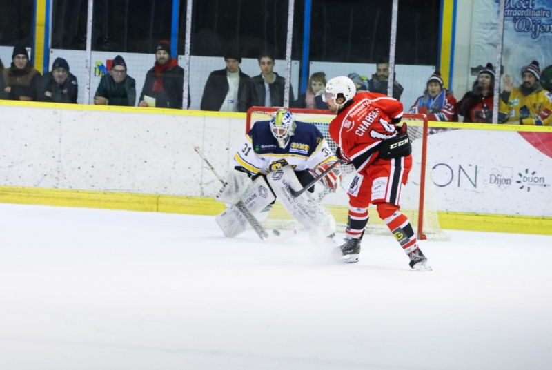 Photo hockey Division 3 - Division 3 - 13ème journée : Dijon  vs Villard-de-Lans II - Messire le Duc engrange pour l