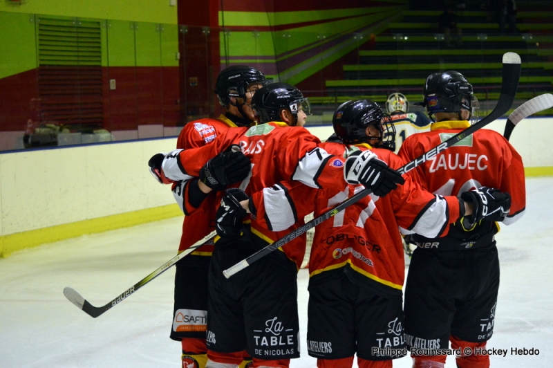 Photo hockey Division 3 - Division 3 - 14ème journée : Besançon vs Villard-de-Lans II - Les Aigles volent de nouveau