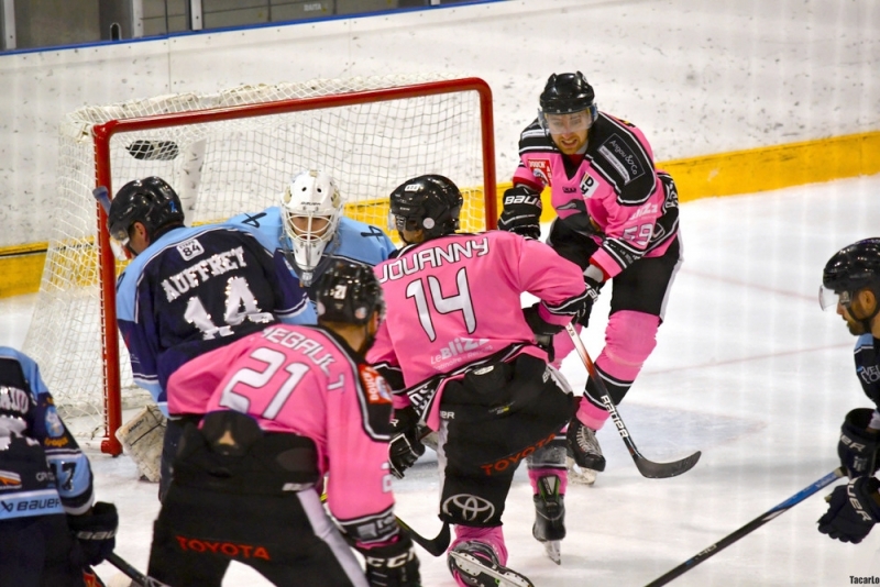 Photo hockey Division 3 - Division 3 : 18ème journée : Rennes vs Tours II - Tours2 s