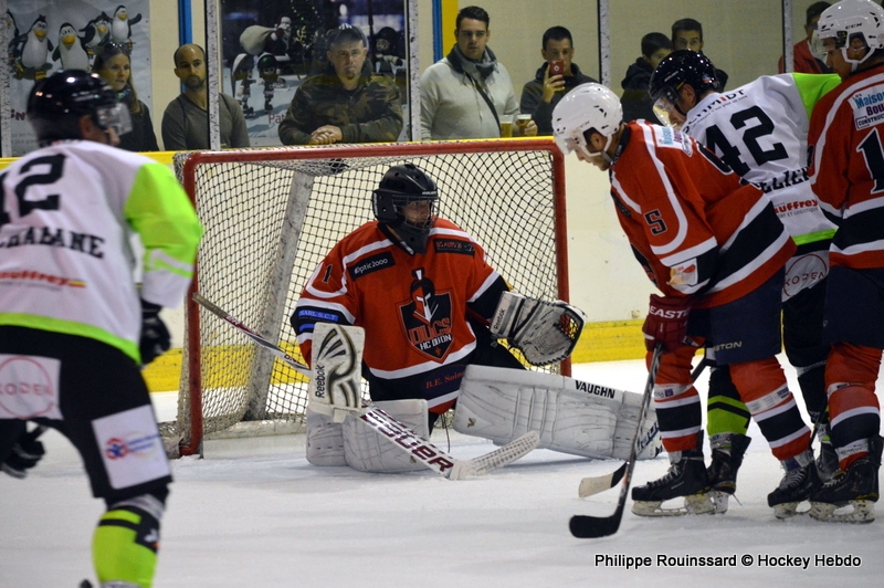 Photo hockey Division 3 - Division 3 : 1ère journée : Dijon vs Epinal - Une rentrée sur un air de déjà vu Photo hockey Division 3 - Division 3 : 1ère journée : Dijon vs Epinal - Une rentrée sur un air de déjà vu