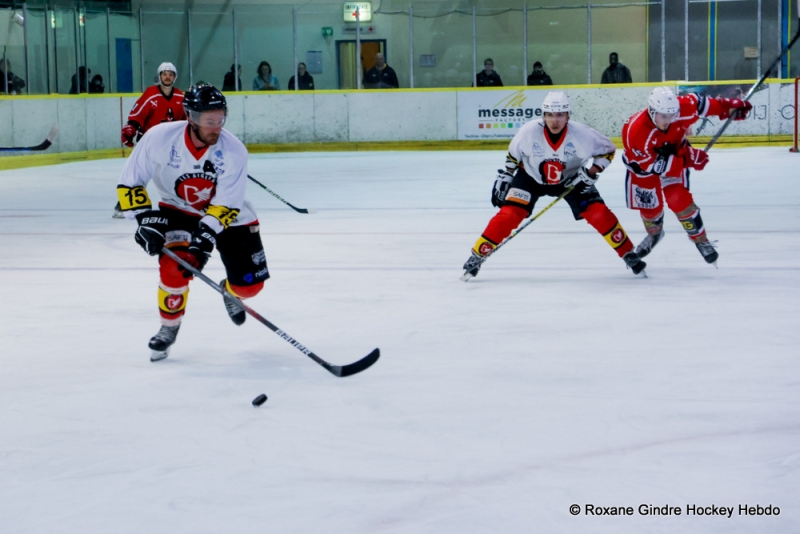 Photo hockey Division 3 - Division 3 - 20ème journée : Dijon  vs Besançon - Les Ducs conservent leur citadelle inviolée