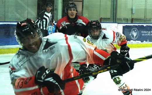 Photo hockey Division 3 - Division 3 : 8ème journée : Nice II vs Nimes - les Aigles trop forts pour les Krokos