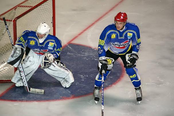 Photo hockey Division 3 - Division 3 - D3 : Châlons cale Photo hockey Division 3 - Division 3 - D3 : Châlons cale