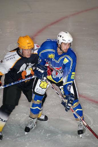 Photo hockey Division 3 - Division 3 - D3 : Châlons cale Photo hockey Division 3 - Division 3 - D3 : Châlons cale