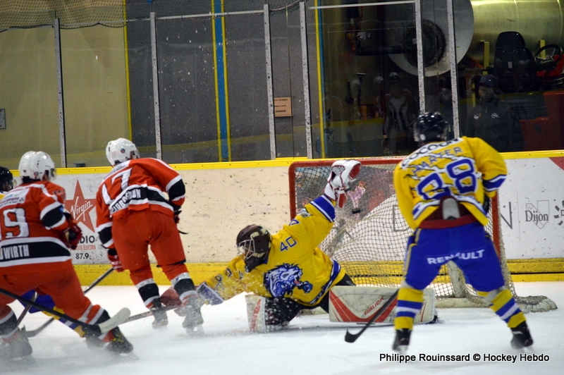Photo hockey Division 3 - Division 3 : journée du 02 novembre 2019 : Dijon  vs Compiègne - Messire le Duc dépèce les Lions