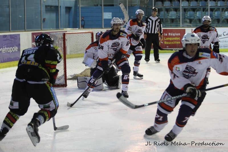Photo hockey Division 3 - Division 3 : journée 28 Octobre 2017 : Nimes vs Montpellier II - D3 - Nîmes vs Montpellier - Ils l’ont fait ! Photo hockey Division 3 - Division 3 : journée 28 Octobre 2017 : Nimes vs Montpellier II - D3 - Nîmes vs Montpellier - Ils l’ont fait !