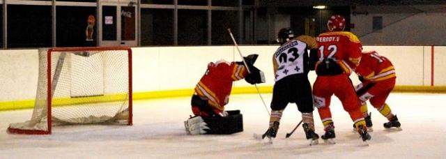 Photo hockey Division 3 - Division 3 : journée du 04 février 2017 : Orléans vs Dammarie-les-Lys - D3 : Cruelle désillusion pour les Caribous… Photo hockey Division 3 - Division 3 : journée du 04 février 2017 : Orléans vs Dammarie-les-Lys - D3 : Cruelle désillusion pour les Caribous…