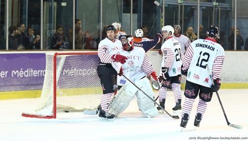 Photo hockey Division 3 - Division 3 : journée du 28 novembre 2015 : Montpellier vs Annecy II - Une rencontre déterminante Photo hockey Division 3 - Division 3 : journée du 28 novembre 2015 : Montpellier vs Annecy II - Une rencontre déterminante