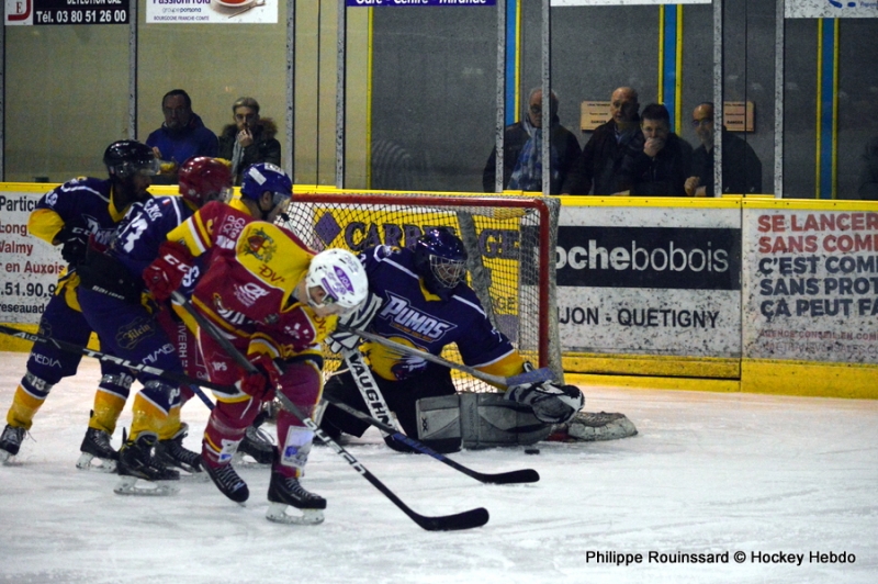 Photo hockey Division 3 - Division 3 : journée en retard 24 mars 2018 : Dijon vs Fontenay sous Bois - Messire le Duc dépèce les Pumas Photo hockey Division 3 - Division 3 : journée en retard 24 mars 2018 : Dijon vs Fontenay sous Bois - Messire le Duc dépèce les Pumas