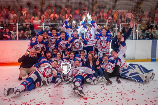 Photo hockey Division 3 - Division 3 - Wasquehal sur le toit de la D3
