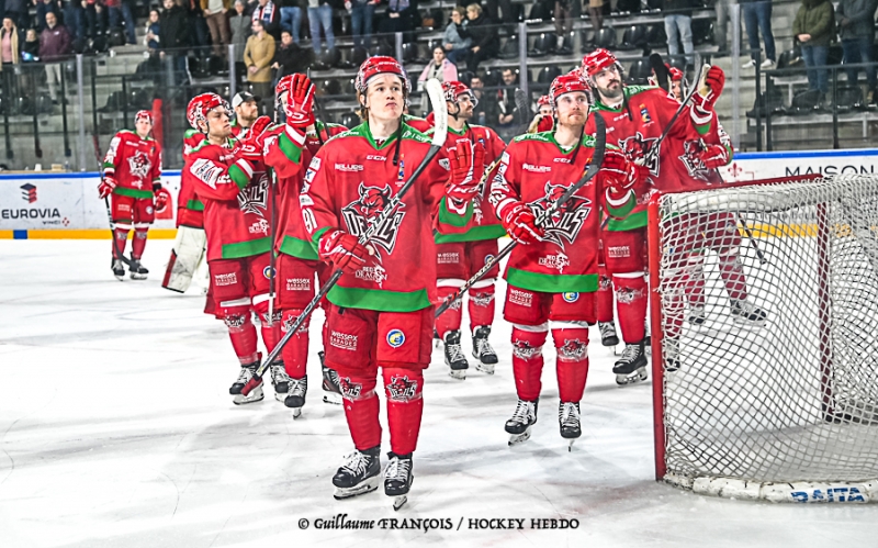 Photo hockey Europe : Continental Cup - CHL -  : Hokejový Klub Nitra vs Cardiff Devils - Les Slovaques du HK Nitra vainqueurs de la Continental Cup