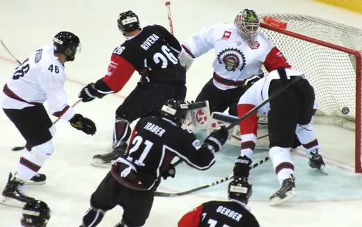 Photo hockey Europe : Continental Cup - CHL - Europe : Continental Cup - CHL - CHL : Genève réussit son entrée