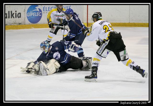 Photo hockey Europe : Continental Cup - CHL - Europe : Continental Cup - CHL - La fierté du Dragon Photo hockey Europe : Continental Cup - CHL - Europe : Continental Cup - CHL - La fierté du Dragon