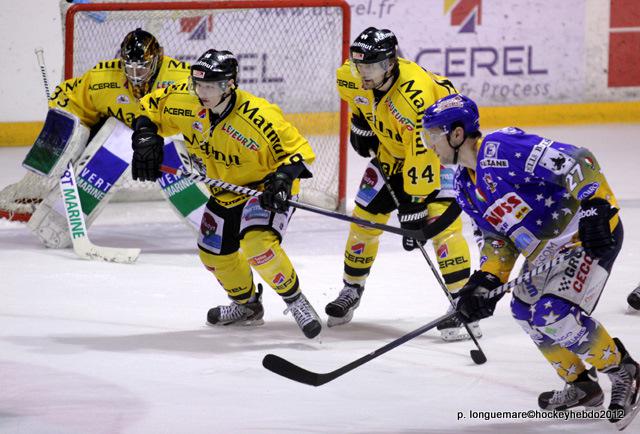 Photo hockey Europe : Continental Cup - CHL - Europe : Continental Cup - CHL : Rouen (Les Dragons) - Les Dragons remportent la première bataille. Photo hockey Europe : Continental Cup - CHL - Europe : Continental Cup - CHL : Rouen (Les Dragons) - Les Dragons remportent la première bataille.