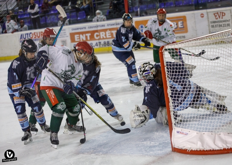 Photo hockey Féminin U17 / U20 Elite -  : Tours / Féminine vs Cergy-Pontoise / Féminin - Féminin élite : Tours à la fête